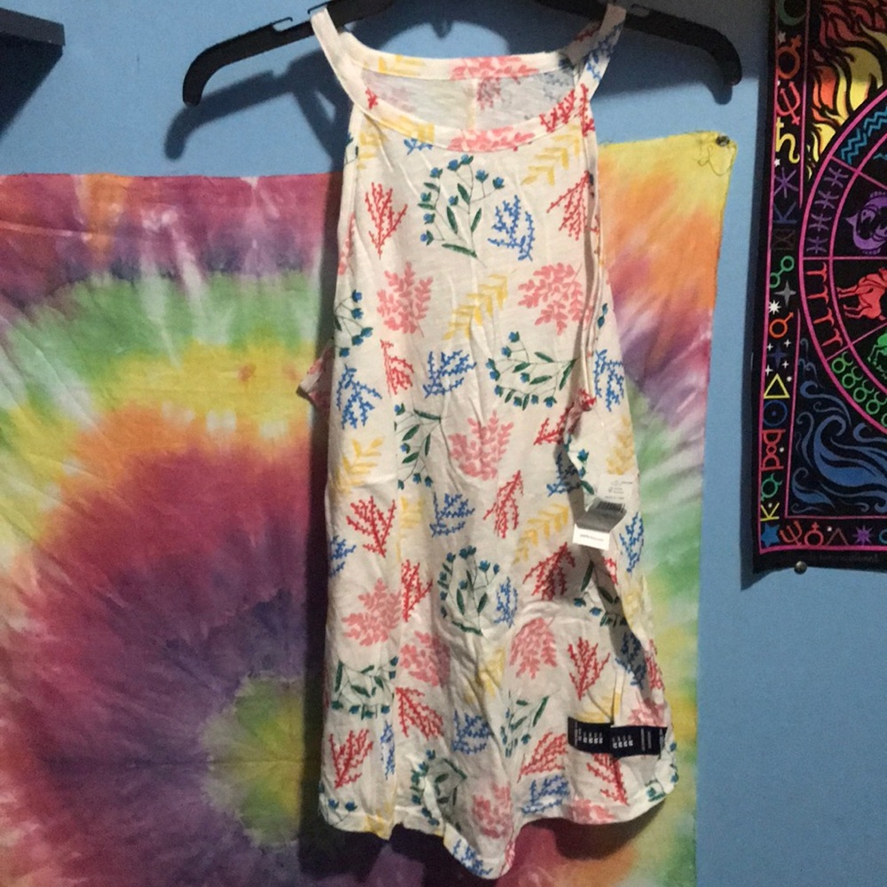 Leaf print tank top NEW